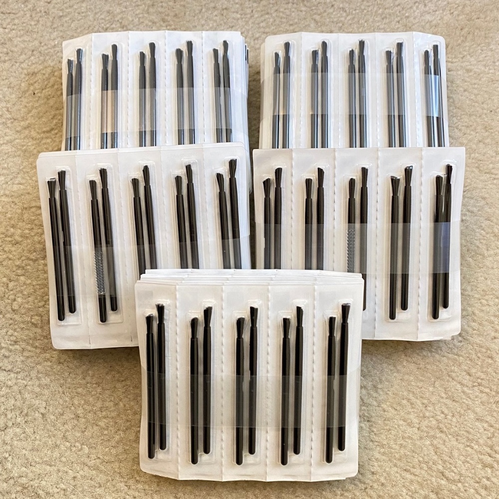 Single Use Disposable Eyelash Brushes 70pcs.